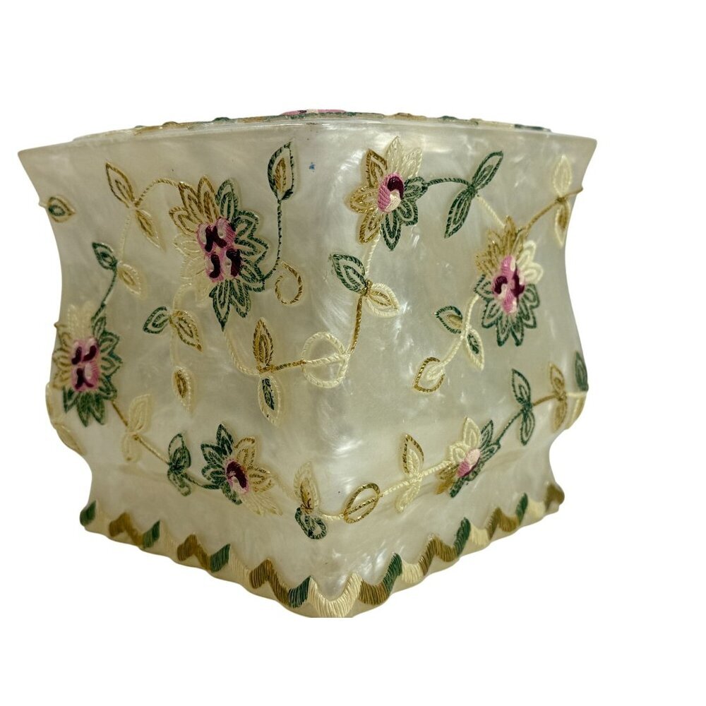 Popular Bath Embroidered Floral Acrylic Tissue Box Cover Cottagecore Grannycore - Picture 6 of 13